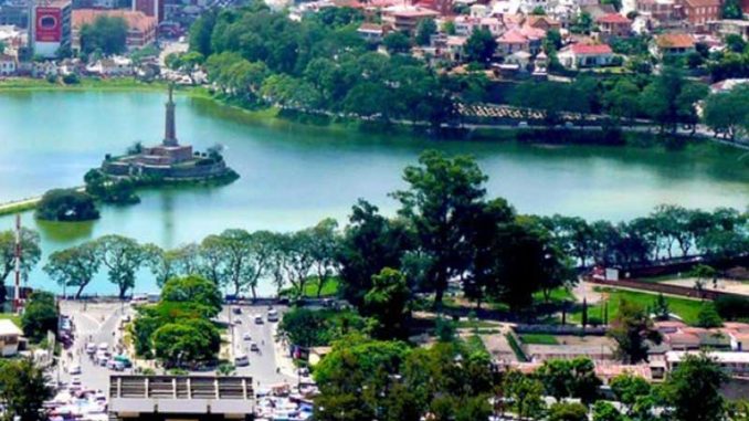 mur-mada Le Président de Madagascar en visite à Maurice, a eu l’occasion de négocier et d'entamer des accords de coopération avec la petite île.