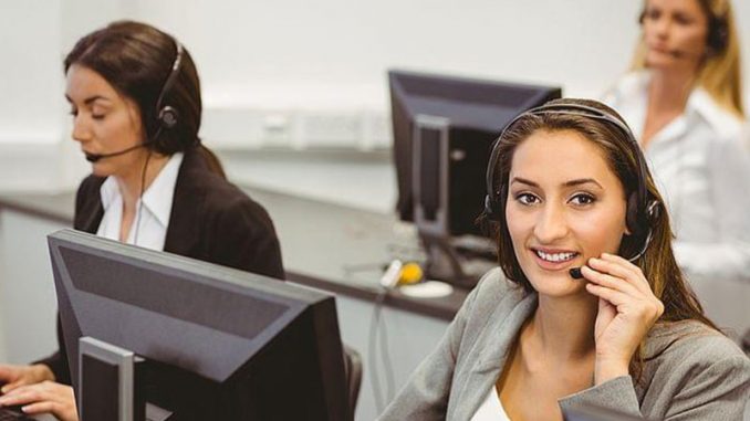 support-mada Un support téléphonique offre une approche personnalisée dans le processus d'achat des prospects.