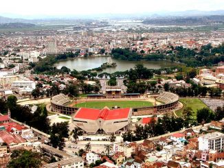 Reconnue pour son potentiel sur le marché de l’externalisation, Tana est devenu LA destination pour mener à bien les projets d’offshoring. Petit survol des qualités de Madagascar.
