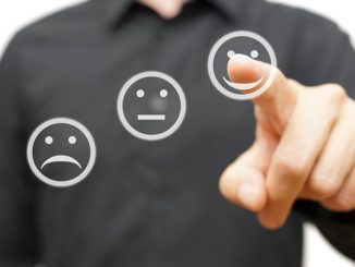 Être attentif aux consommateurs, surtout s’ils communiquent avec vous via les réseaux sociaux, est une condition imparable pour atteindre la satisfaction client