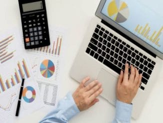 La modération web externalisée permet à une entreprise d’avoir un contenu numérique soigné et sans bavure. Il contribue entre autres à optimiser sa stratégie de communication.
